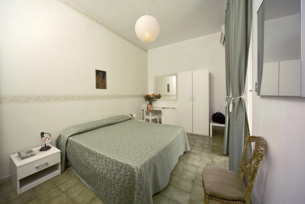 Villa Diana - Beach & Rooms Ischia Zewnętrze zdjęcie