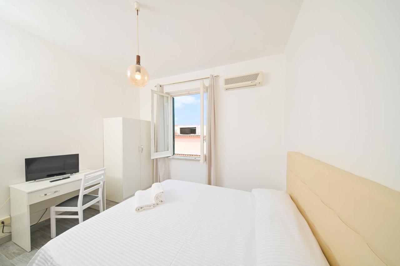 Villa Diana - Beach & Rooms Ischia Zewnętrze zdjęcie