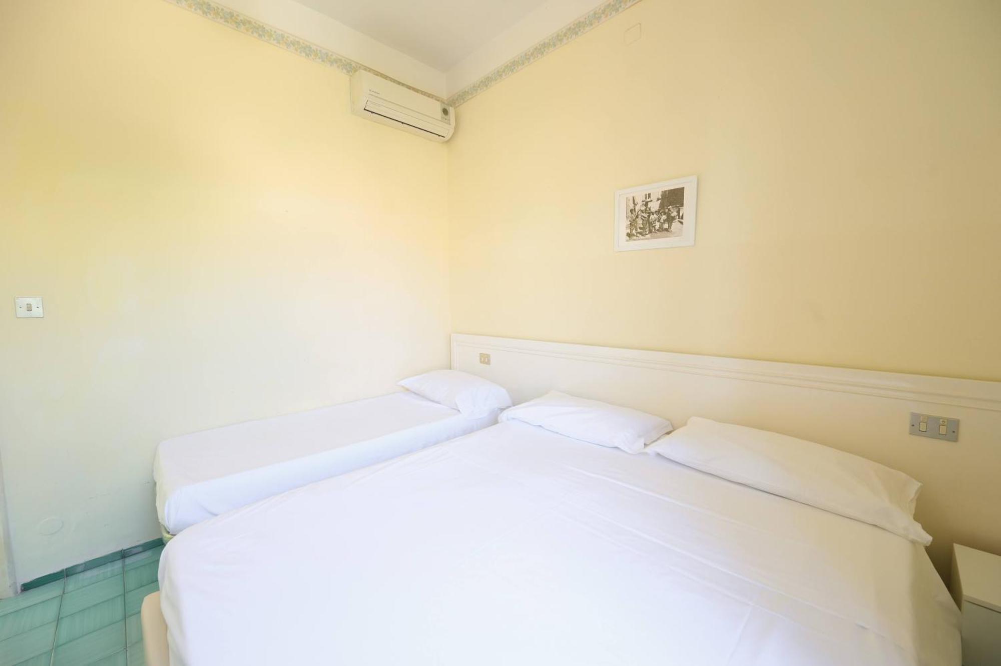 Villa Diana - Beach & Rooms Ischia Zewnętrze zdjęcie